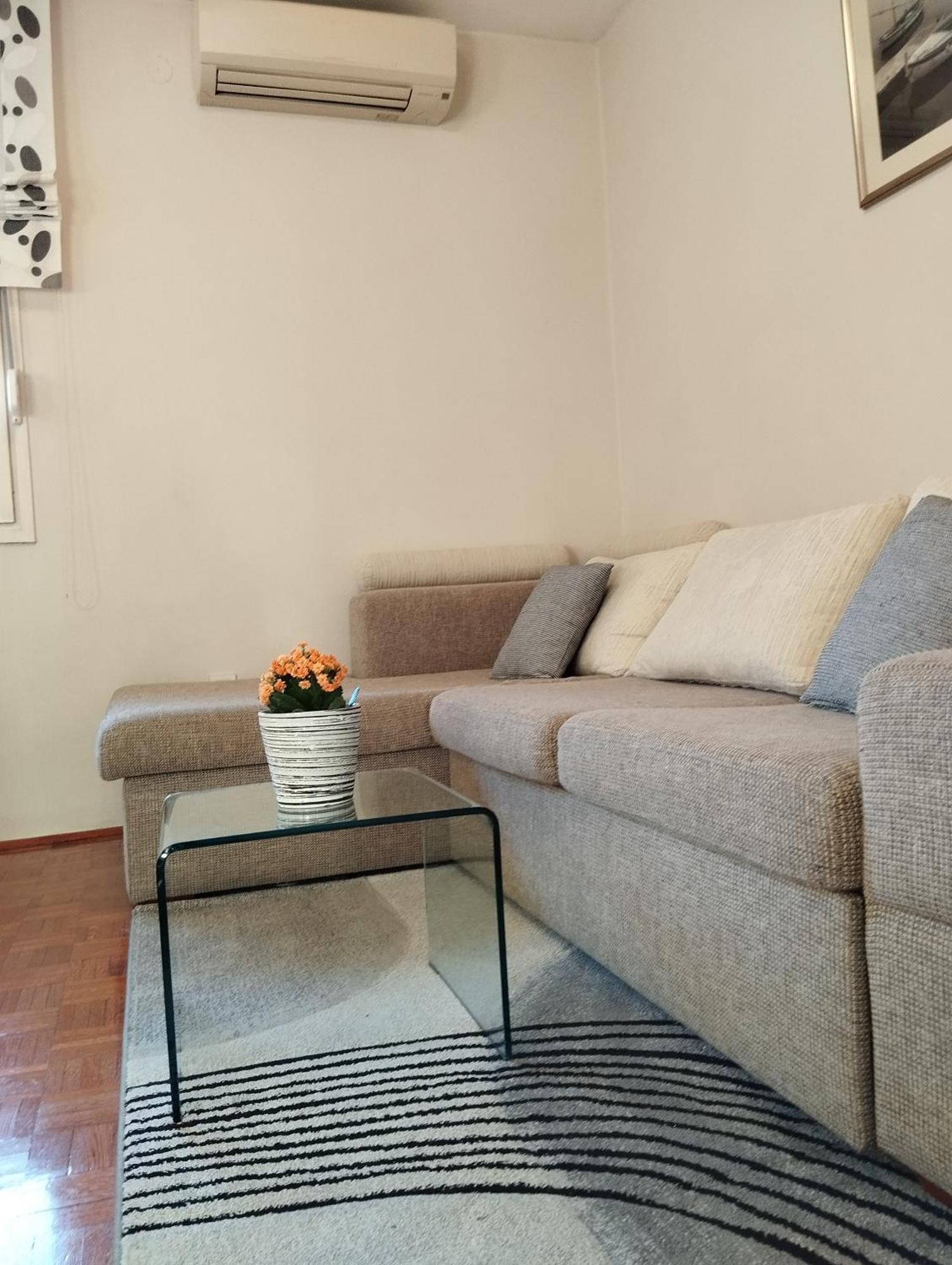 Noemi Apartment Zara Esterno foto